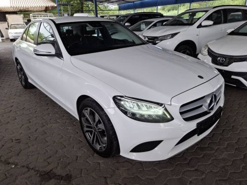 Mercedes-Benz C220 DIESEL AUTO in Namibia