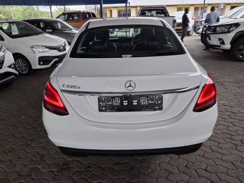 Mercedes-Benz C220 DIESEL AUTO in Namibia