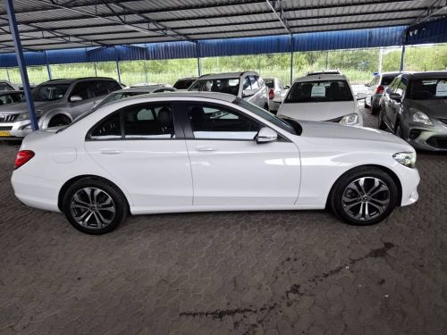 Pre-owned Mercedes-Benz C220 DIESEL AUTO for sale in 