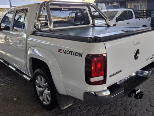 Volkswagen AMAROK 3.0 V6 DIESEL HIGHLINE 4-MOTION in Namibia