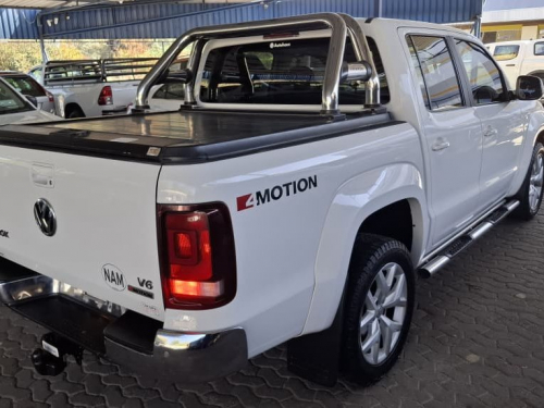 Volkswagen AMAROK 3.0 V6 DIESEL HIGHLINE 4-MOTION in Namibia