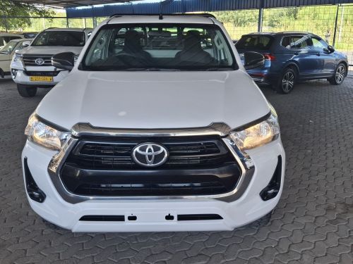 Toyota HILUX 2.4 RAIDER 4X4 S/CAB AUTO in Namibia