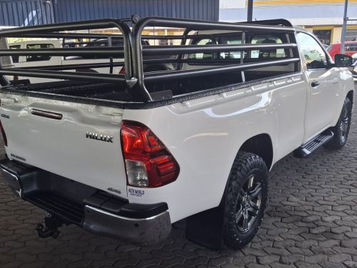 Toyota HILUX 2.4 RAIDER 4X4 S/CAB AUTO in Namibia