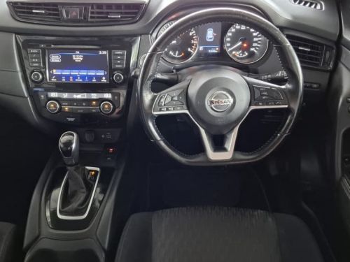 Nissan X-TRAIL 2.5 ACCENTA  ALL WHEEL DRIVE AUTO in Namibia
