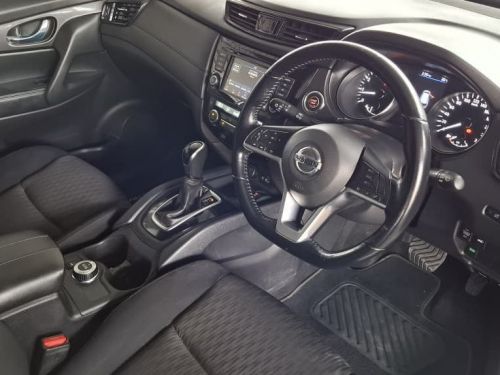 Nissan X-TRAIL 2.5 ACCENTA  ALL WHEEL DRIVE AUTO in Namibia
