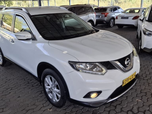Nissan X-TRAIL 2.5 4X4 in Namibia