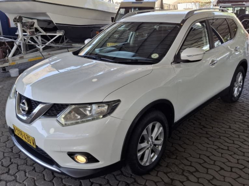 Nissan X-TRAIL 2.5 4X4 in Namibia