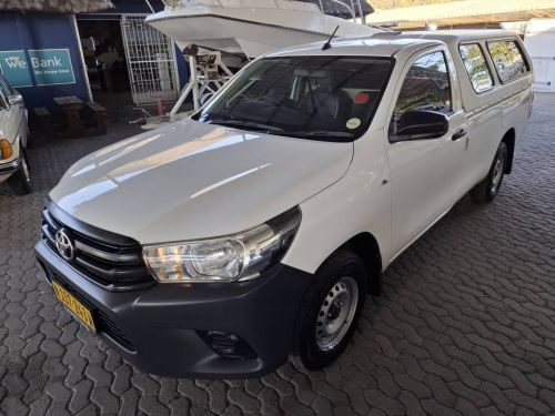 Toyota HILUX 2000 VVTI A/CON CANOPY in Namibia