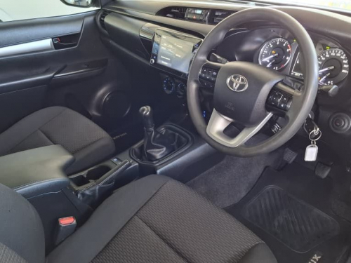 Toyota HILUX 2.4 RAIDER S/CAB 4X2 MAN in Namibia