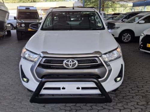 Toyota HILUX 2.4 RAIDER S/CAB 4X2 MAN in Namibia