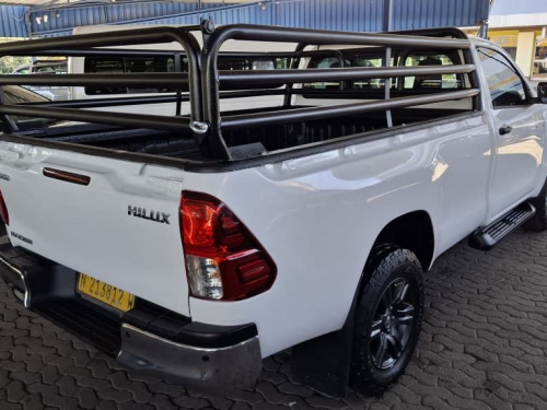 Toyota HILUX 2.4 RAIDER S/CAB 4X2 MAN in Namibia