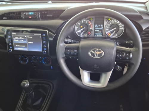 Toyota HILUX 2.4 RAIDER S/CAB 4X2 MAN in Namibia