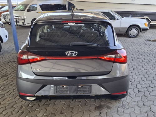 Hyundai i20 FLUID in Namibia