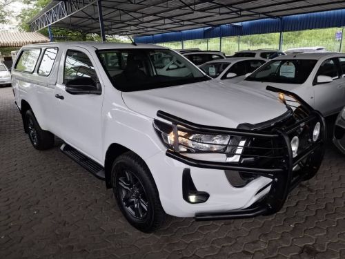 Toyota HILUX 2.4 GD6 RAIDER 4X4 MAN S/CAB in Namibia