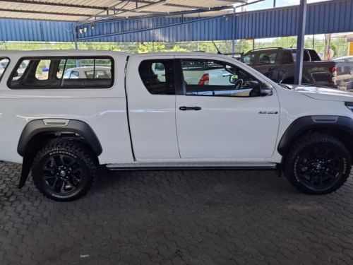 Pre-owned Toyota HILUX GD6 LEGEND 4X4 EXT/CAB MAN for sale in 
