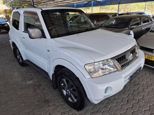 Mitsubishi PAJERO 3.8 V6 SWB AUTO in Namibia