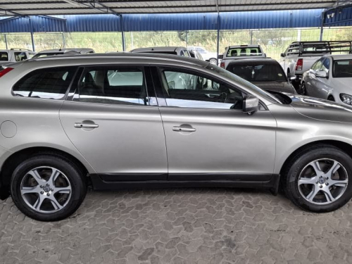 Volvo XC60 2.0 TURBO in Namibia