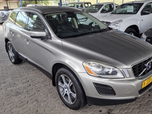 Volvo XC60 2.0 TURBO in Namibia