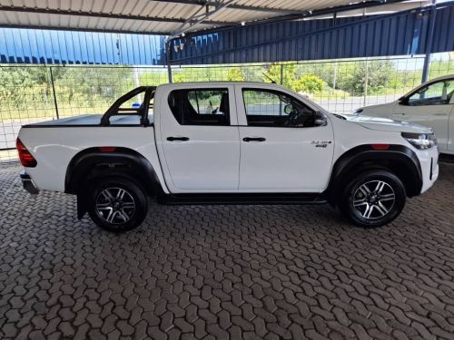 Pre-owned Toyota HILUX RAIDER-X 4X4 D/CAB MAN for sale in 