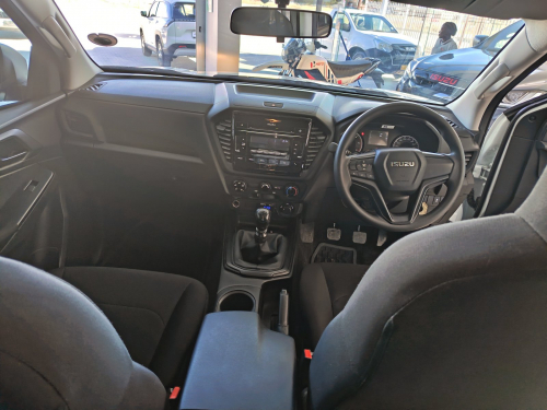 Isuzu 1.9 Ddi 4x4 L in Namibia