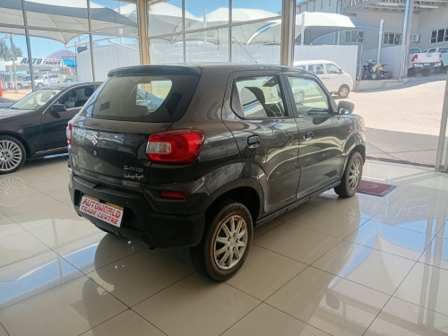 Suzuki S-Presso GL+ in Namibia