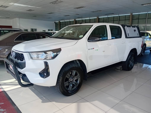 Toyota Hilux 2.4GD6 D/c A/t 4x4 in Namibia