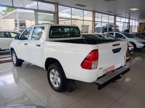 Toyota Hilux 2.4GD6 D/c A/t 4x4 in Namibia