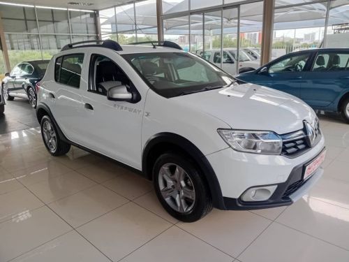 Pre-owned Renault Sandero 900t Stepway Expression for sale in 