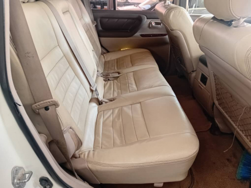 Toyota Landcruiser 4.2TDi A/t 4x4 VX in Namibia
