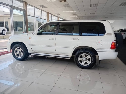 Toyota Landcruiser 4.2TDi A/t 4x4 VX in Namibia