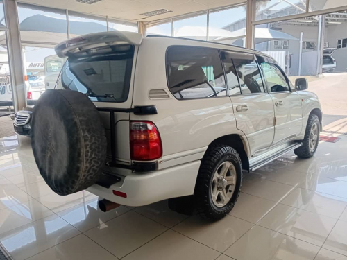 Toyota Landcruiser 4.2TDi A/t 4x4 VX in Namibia