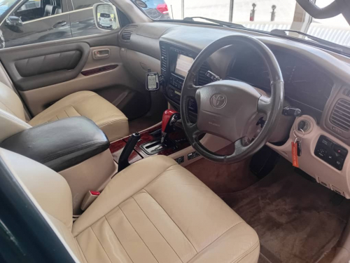 Toyota Landcruiser 4.2TDi A/t 4x4 VX in Namibia