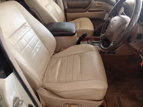 Toyota Landcruiser 4.2TDi A/t 4x4 VX in Namibia