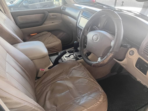Toyota Landcruiser 4.7v8 A/t 4x4 in Namibia