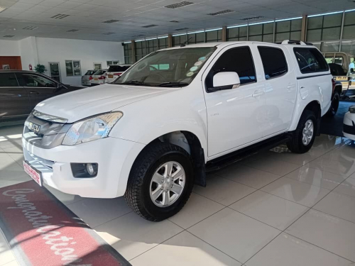Isuzu KB 240 D/c 4x4 LS in Namibia