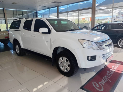 Used Isuzu KB 240 D/c 4x4 LS for sale in Windhoek