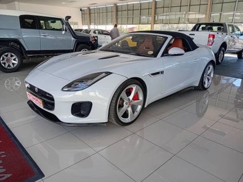 Jaguar F-Type 2.0i Convertible R-Dynamic 221kw in Namibia
