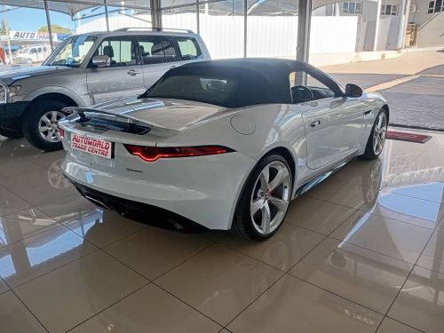 Jaguar F-Type 2.0i Convertible R-Dynamic 221kw in Namibia