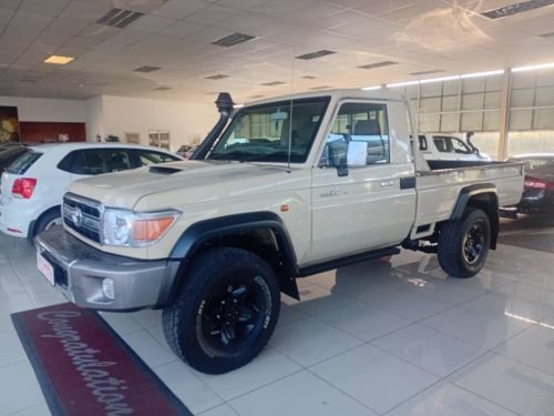 Toyota Land Cruiser 4.5 v8 TDi S/c 4x4 in Namibia