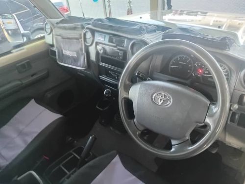Toyota Land Cruiser 4.5 v8 TDi S/c 4x4 in Namibia