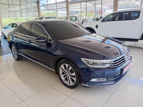 Pre-owned Volkswagen Passat 1.8TSi DSG Hiline for sale in 