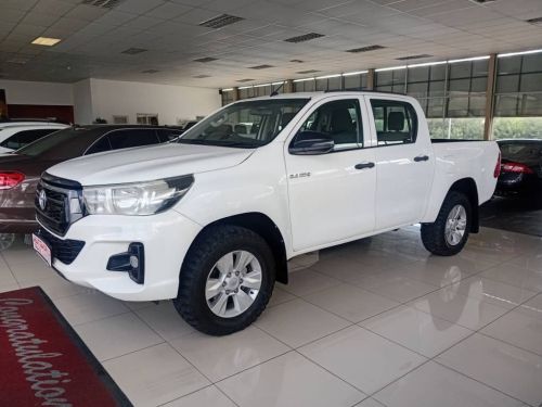 Toyota Hilux 2.4GD6 D/c A/t 4x4 in Namibia