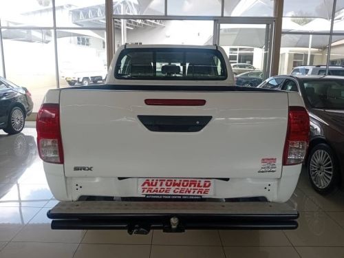 Toyota Hilux 2.4GD6 D/c A/t 4x4 in Namibia