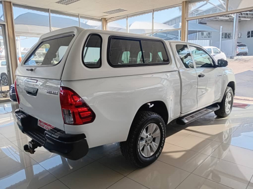 Toyota Hilux 2.4GD6 Clubcab 4x2 in Namibia