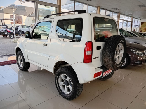 Suzuki Jimny 1.3 4x4 in Namibia