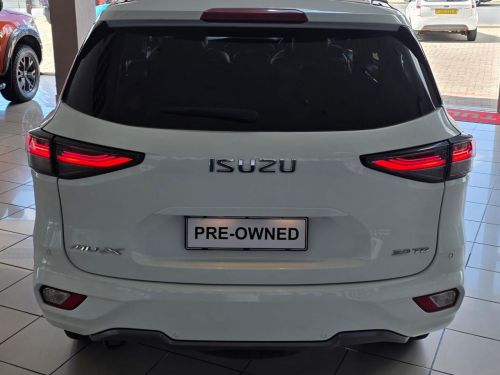 Isuzu MU-X 3.0 LS 4x4 AT in Namibia