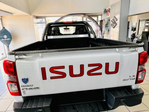 Isuzu 3.0 D-MAX DDI S/C HR LS A/T in Namibia