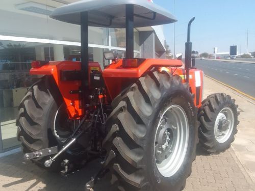 Tafe 8502 4WD HS OIB in Namibia