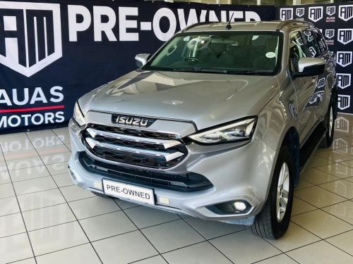 Pre-owned Isuzu MU-X 3.0 LS 4x4 AT for sale in 