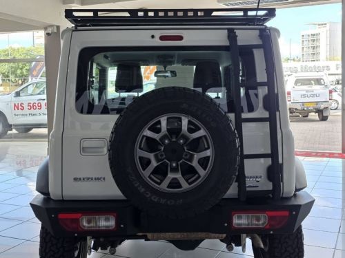 Suzuki Jimny 1.5 GLX AT 3Dr in Namibia